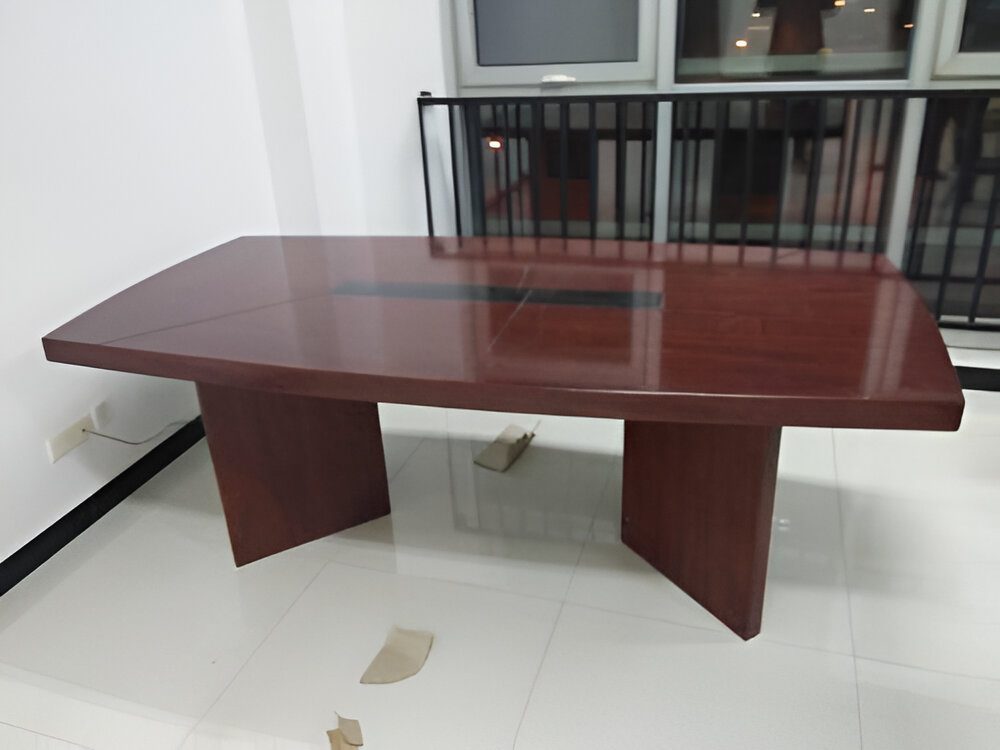 2.0M Boardroom table